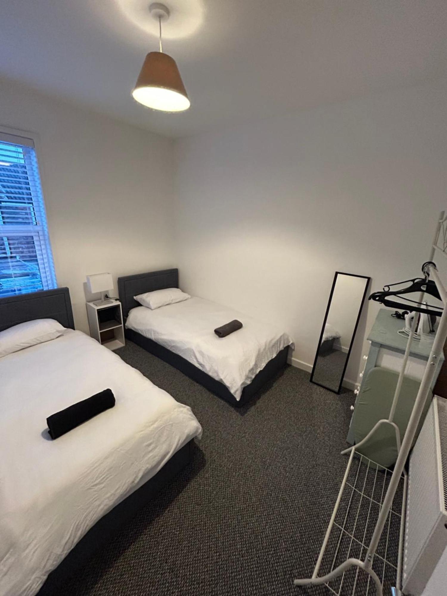 Charming Liverpool Home Екстер'єр фото